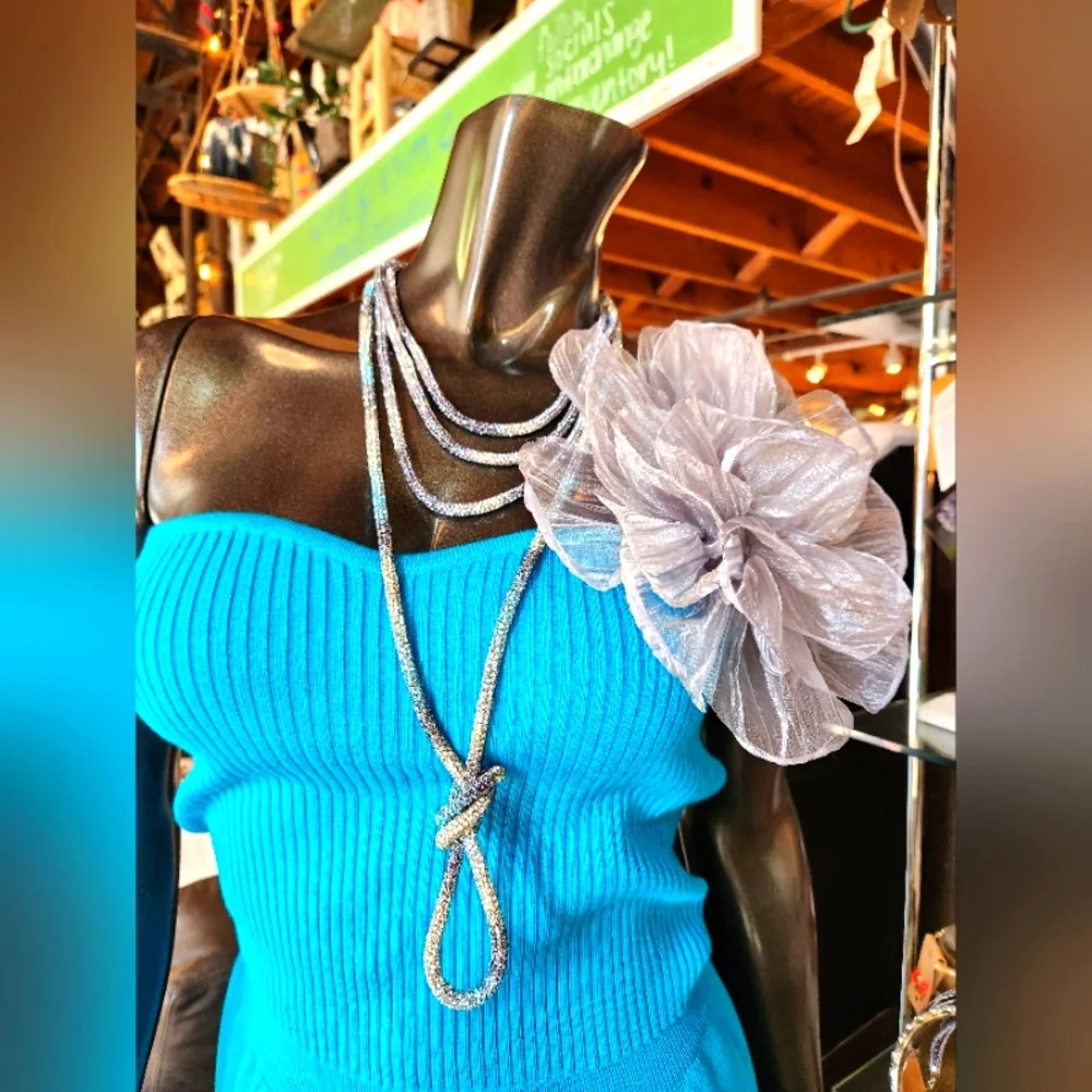 Elegant Blue 2 Piece Top & Wideleg Knit Pants Set - Picture 10 of 17